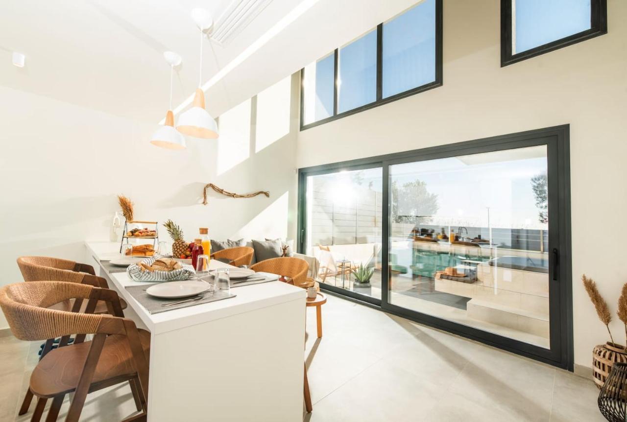 Serene Villas Halkidiki - Cfront Private Pool Nea Iraklia Exterior foto